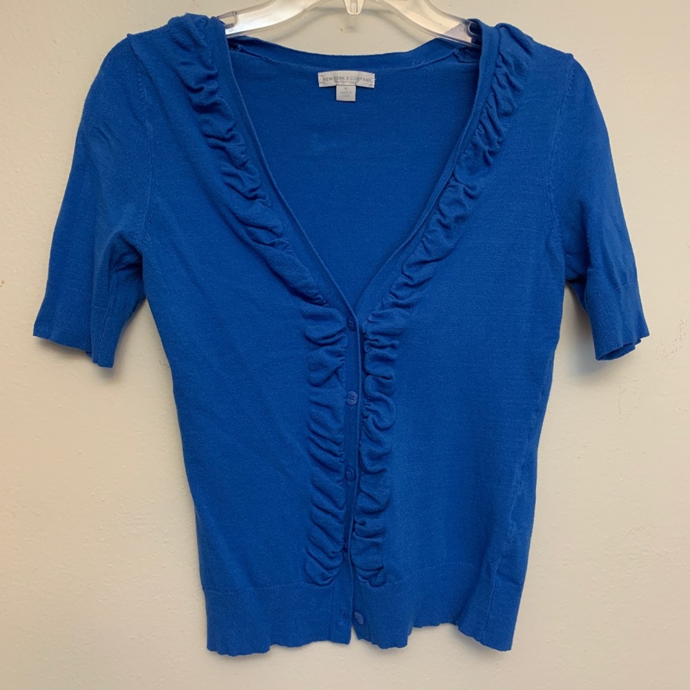 New York & Company short sleeve sweater top size M